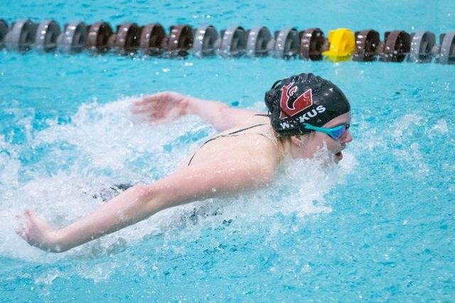 UW-La Crosse women's swimming opens season with third-place finish